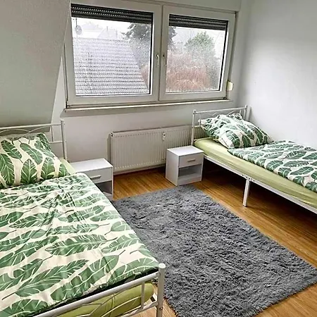Beautiful Flat In דירה זולינגן